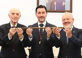 Los alcaldes de La Carolina José Rodríguez, Cristóbal Pérez y Francisco Gallarín.