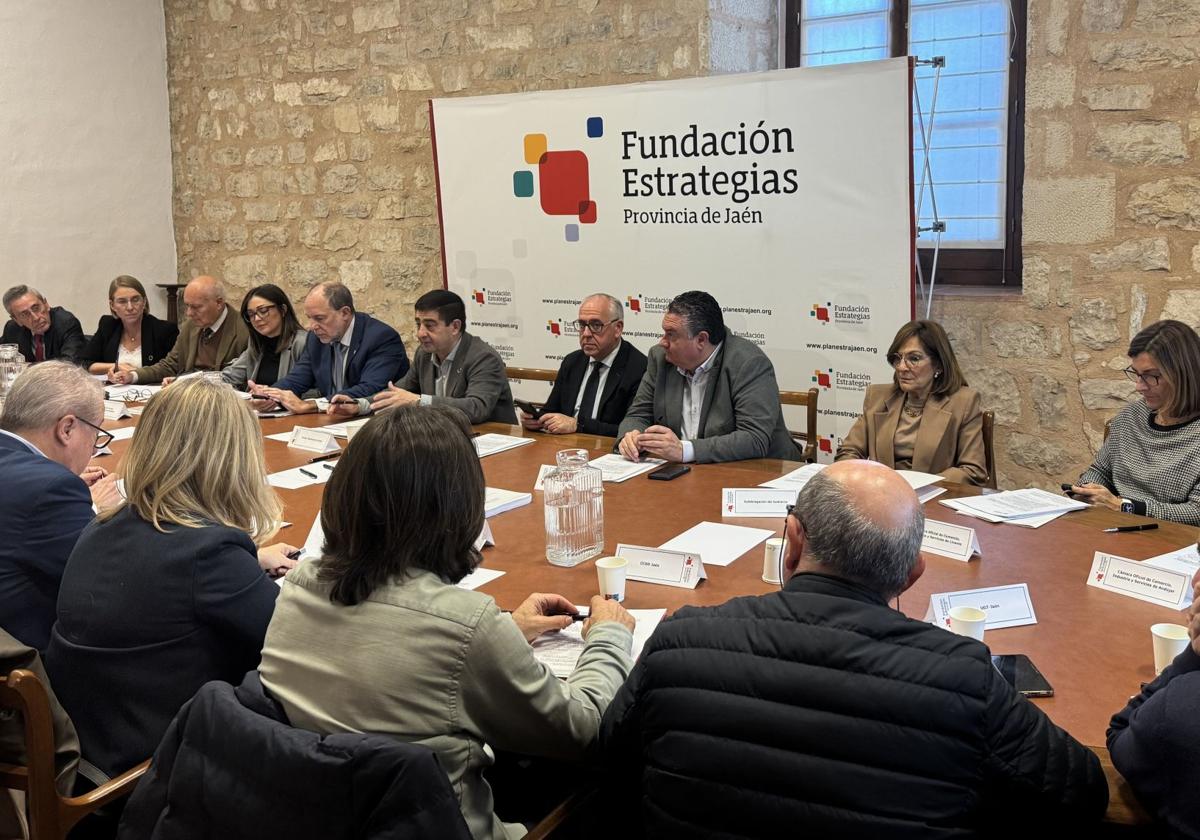 Reunión del patronato de la Fundación Estrategias.