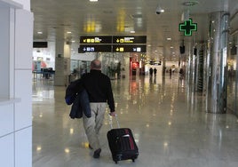 Los seis destinos para escapar de Almería en avión esta Nochevieja