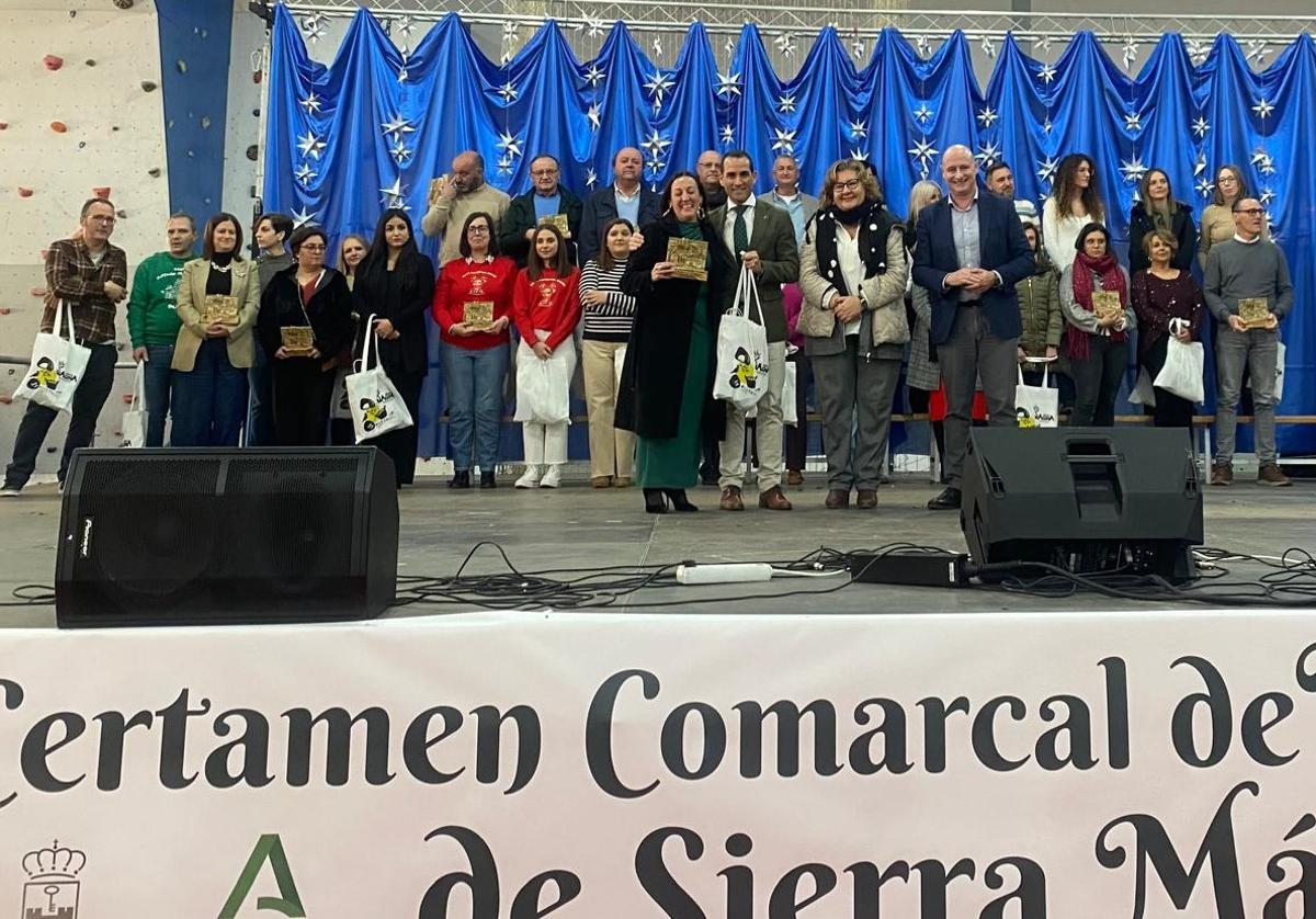 Profesores participantes junto al delegado Francisco José Solano