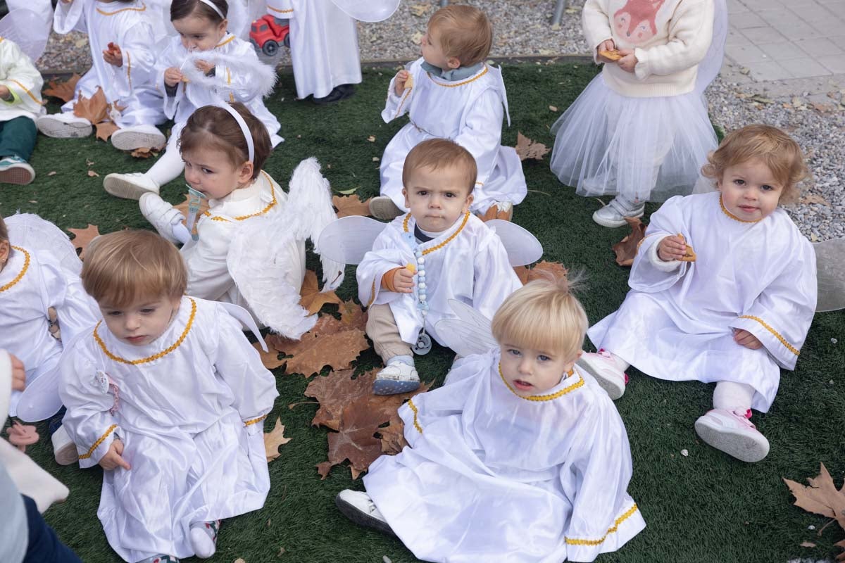 Las imágenes del belén viviente de Siervas del evangelio