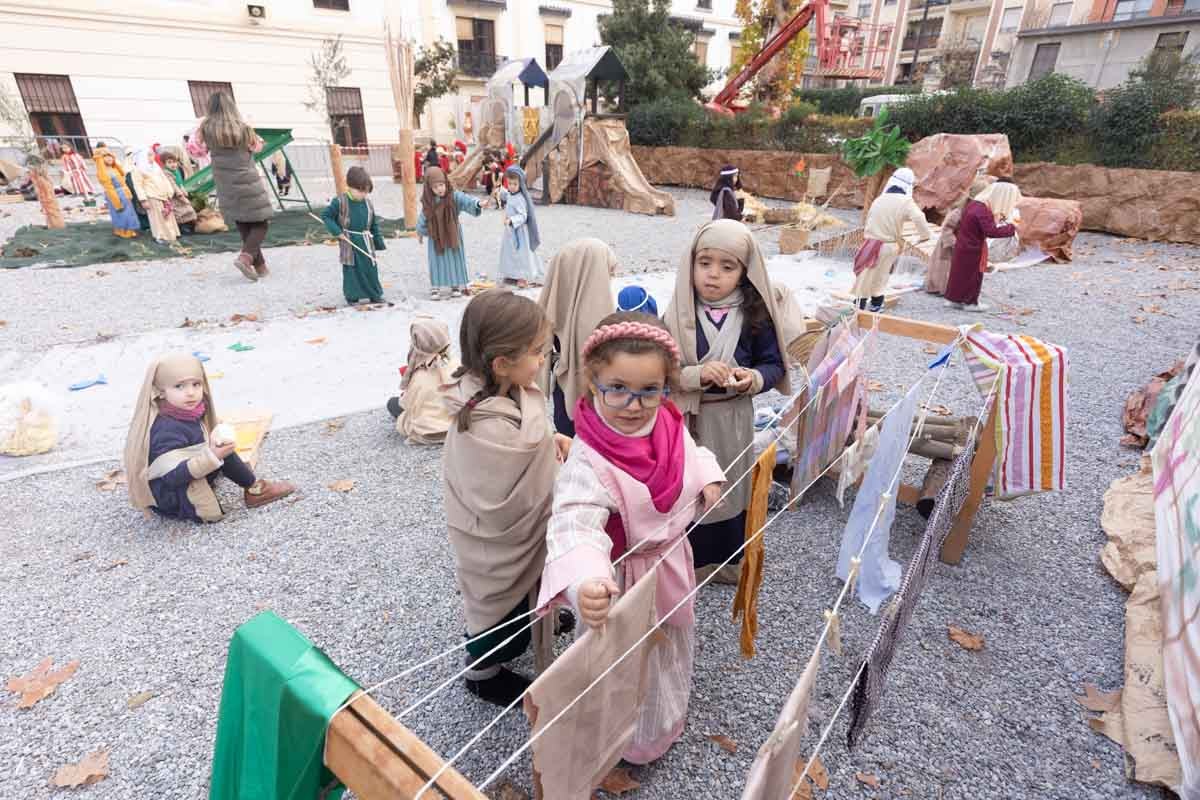 Las imágenes del belén viviente de Siervas del evangelio