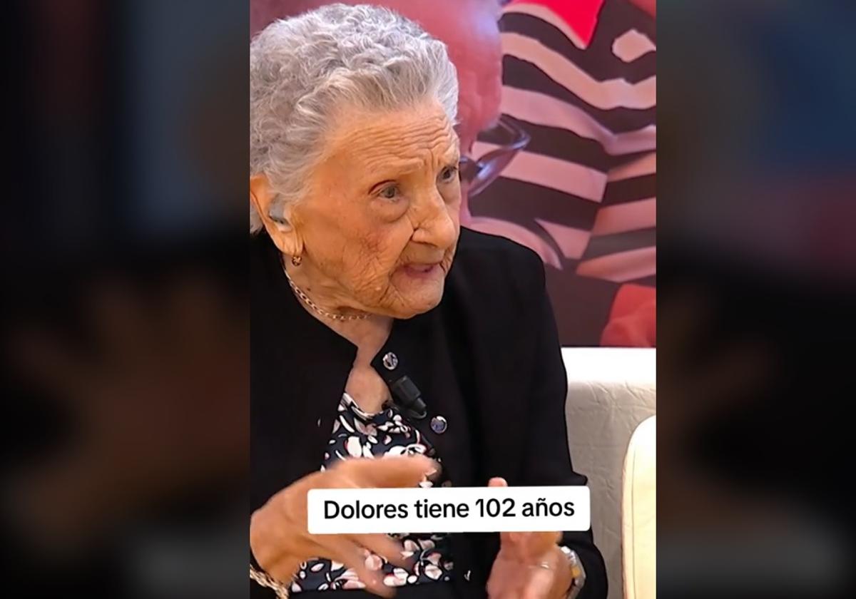 Dolores, de 102 años, en el programa de Juan y Medio.