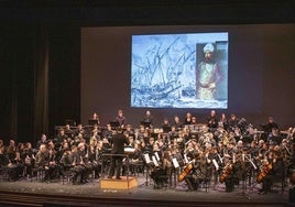 La Banda Sinfónica San Indalecio ofrece un concierto teatralizado de Navidad en el Maestro Padilla