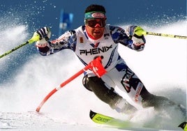 Alberto Tomba, en el slalom gigante de 1996 del Mundial de Sierra Nevada.