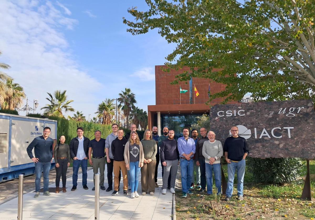 El equipo de investigadores del proyecto Protos, en su encuentro en Granada para compartir los resultados de sus experimentos.