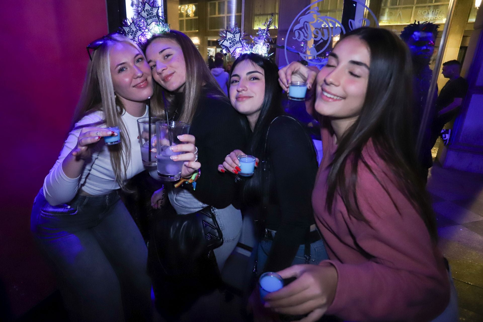 La &#039;Tardevieja&#039; en Granada, una tradición que crece cada año