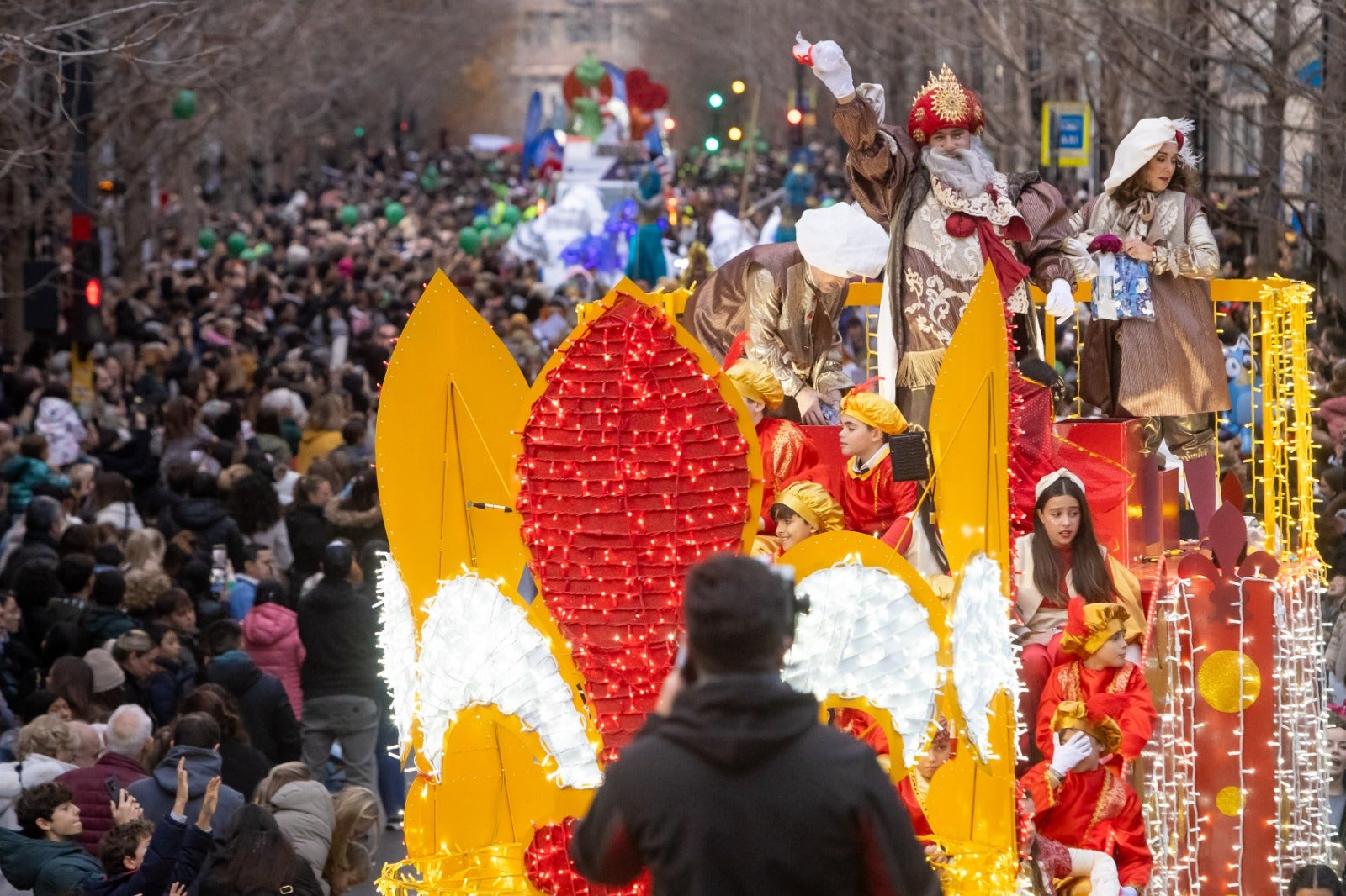 La Cabalgata de Reyes de Granada vista desde dentro