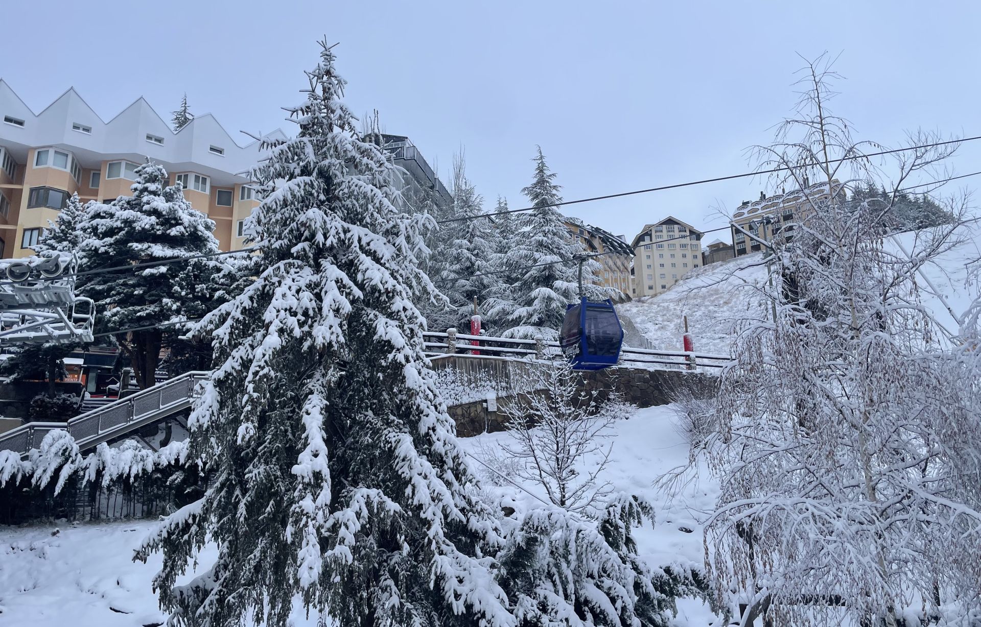 Así ha amanecido la Sierra con la nevada del Día de Reyes