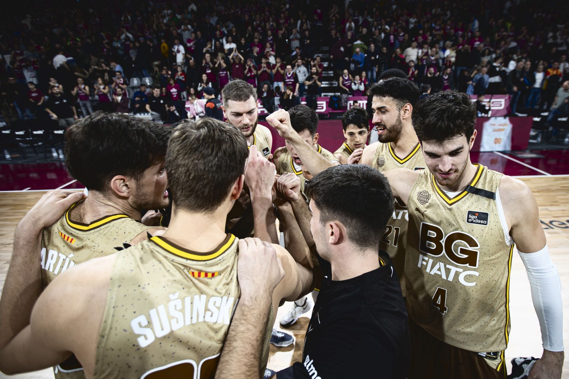 Euforia gerundense tras ganar en Lleida.