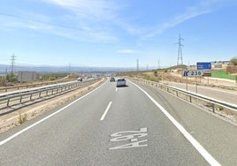 A-92 a la altura de la salida de Las Canteras, en Atarfe donde tuvo lugar el accidente.