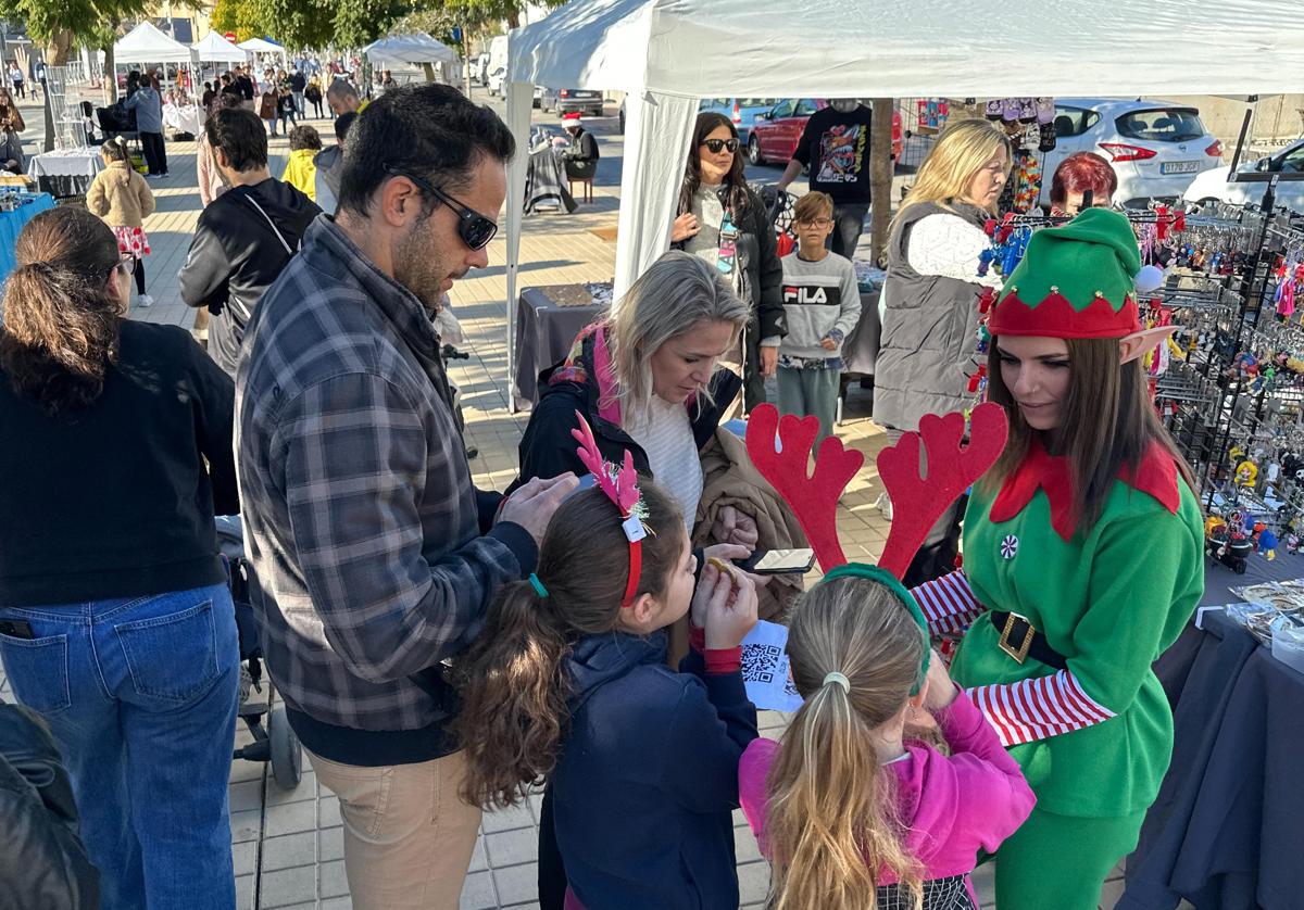 Miles de vecinos y visitantes disfrutan de más de 70 actividades en las Navidades de Huércal de Almería