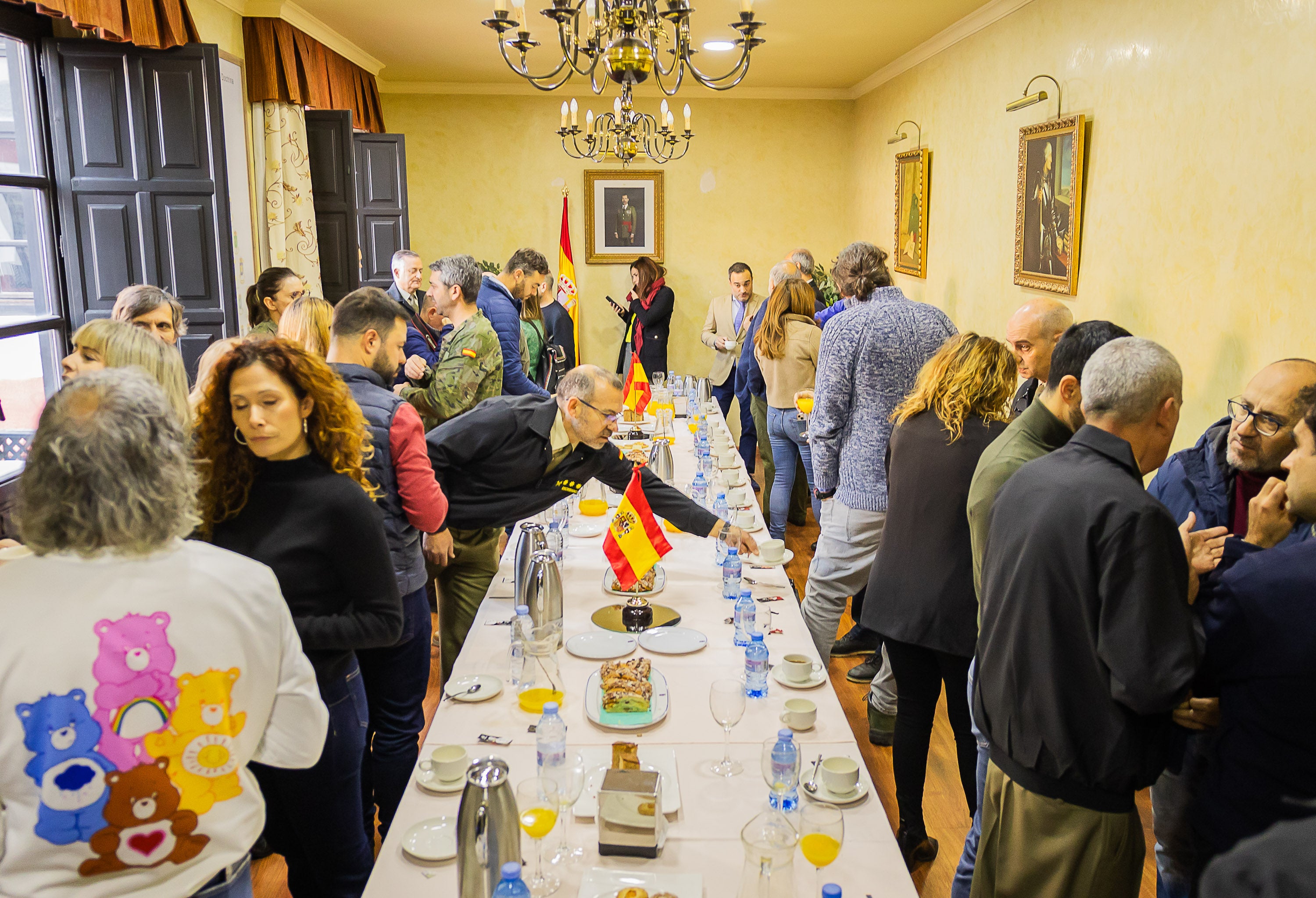 Las imágenes del encuentro entre el Madoc y los medios de comunicación de Granada