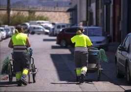 Trabajadoras de la limpieza en Motril.