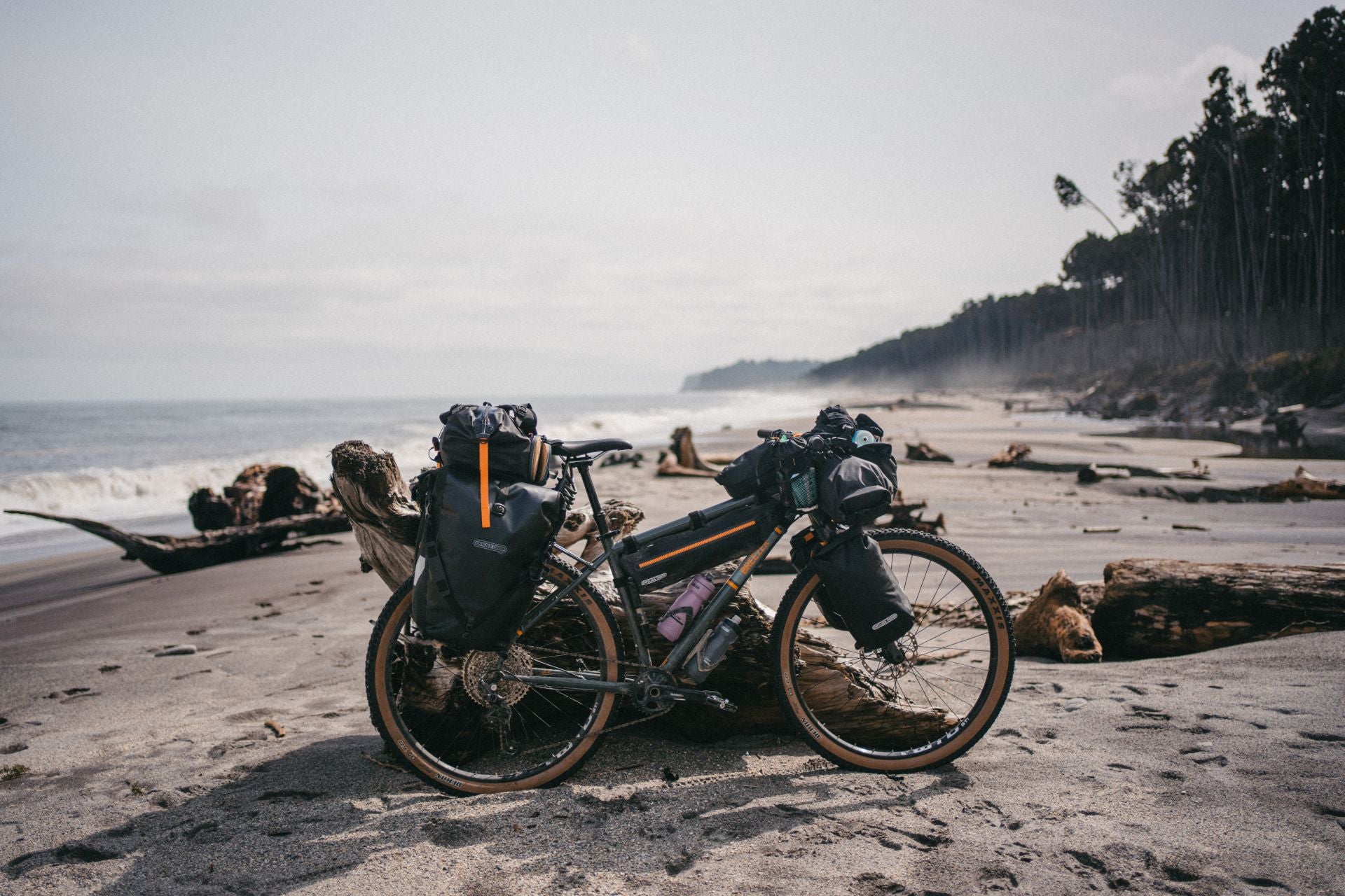 Las espectaculares imágenes del granadino que recorre Nueva Zelanda en bicicleta