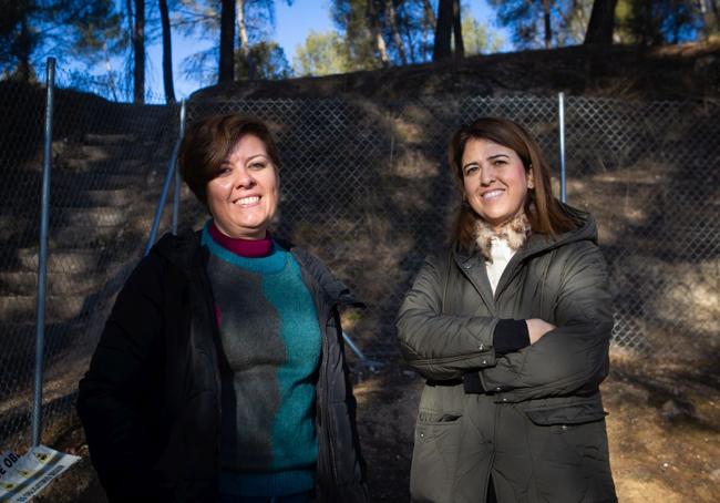 Las profesoras Elena Sánchez y Macarena Bustamante.