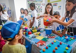 Niños en una actividad en el Parque de las Ciencias.