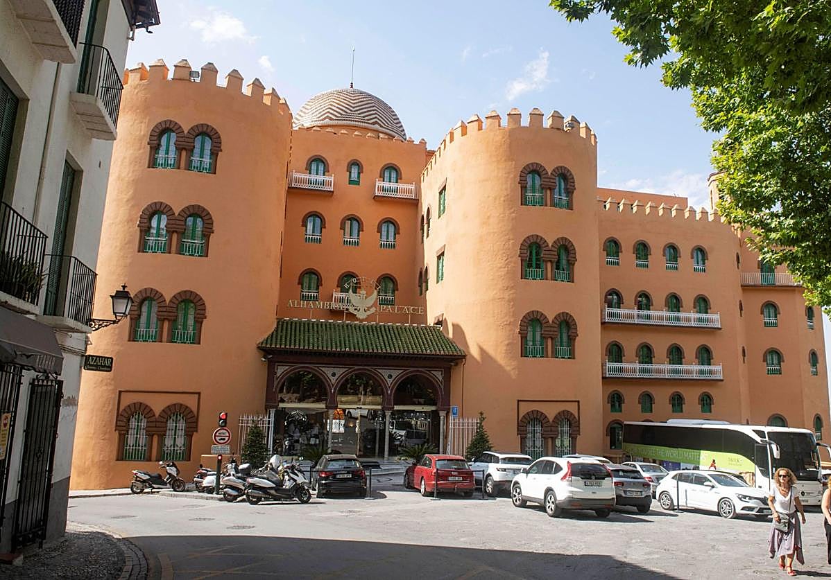 Urbanismo valora sacar la obra de García de Paredes del Plan Alhambra