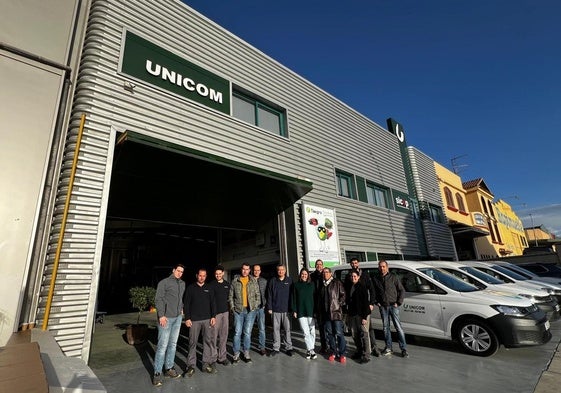 Parte del equipo de Unicom en la sede de Salobreña.