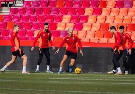 Stoichkov participa en su primer entrenamiento ayer para luego ir convocado.