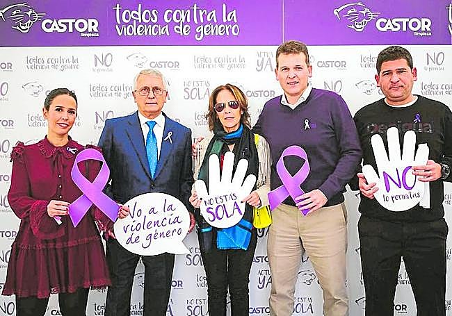 Contra la violencia de género. La familia está muy comprometida en esta lucha.