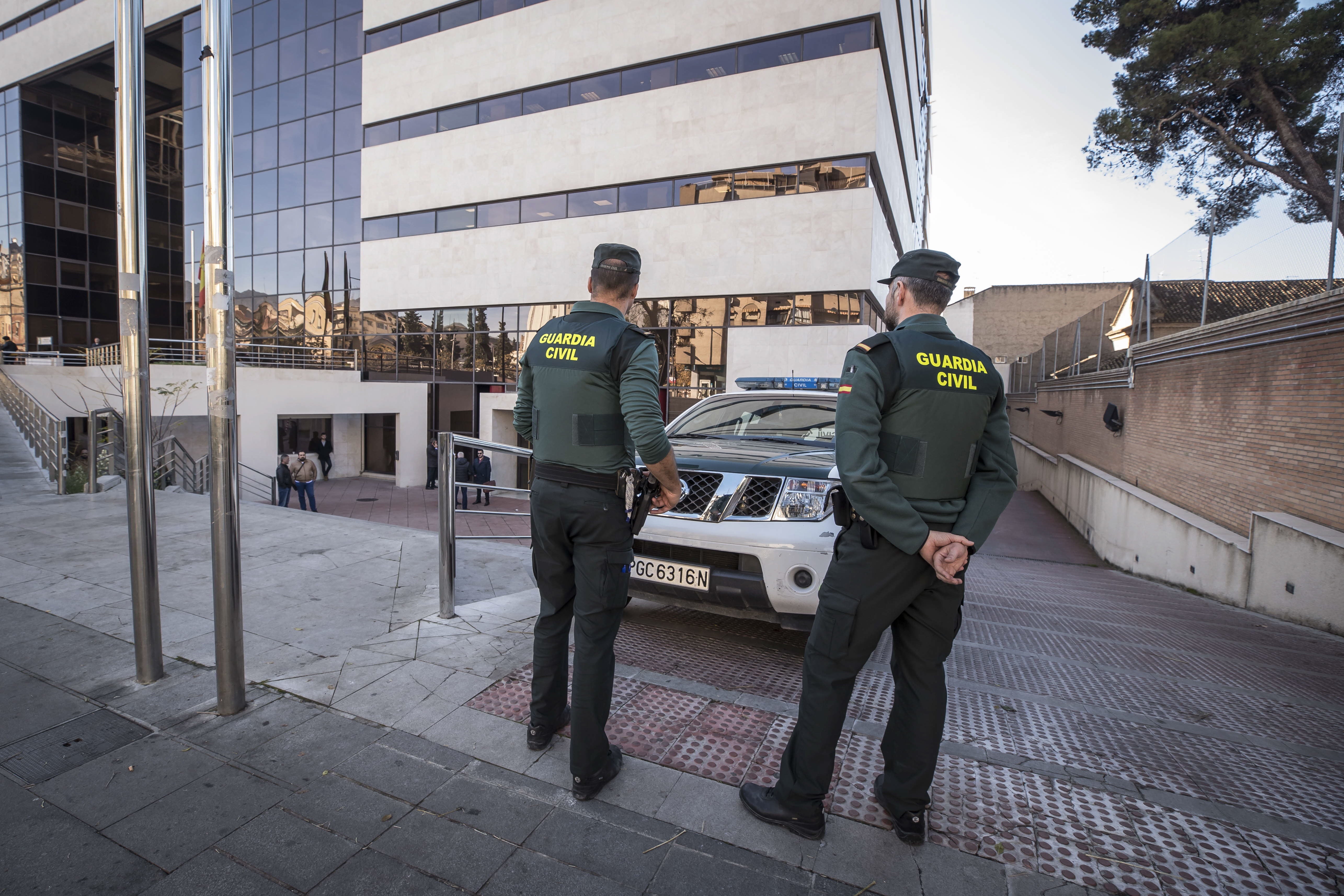 Una discusión de tráfico en Santa Fe que se saldó con una mujer apuñalada
