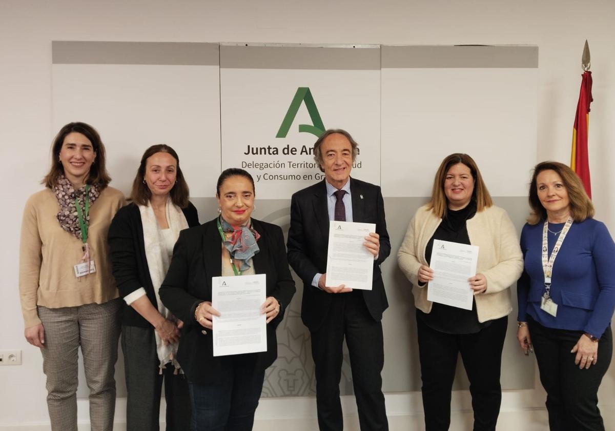 El Virgen de las Nieves firma un convenio de colaboración con Asprodes para consolidar su apoyo a la personas sordas