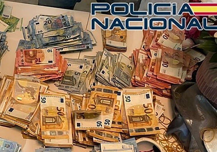 Parte de dinero confiscado a los presuntos narcos de Baza