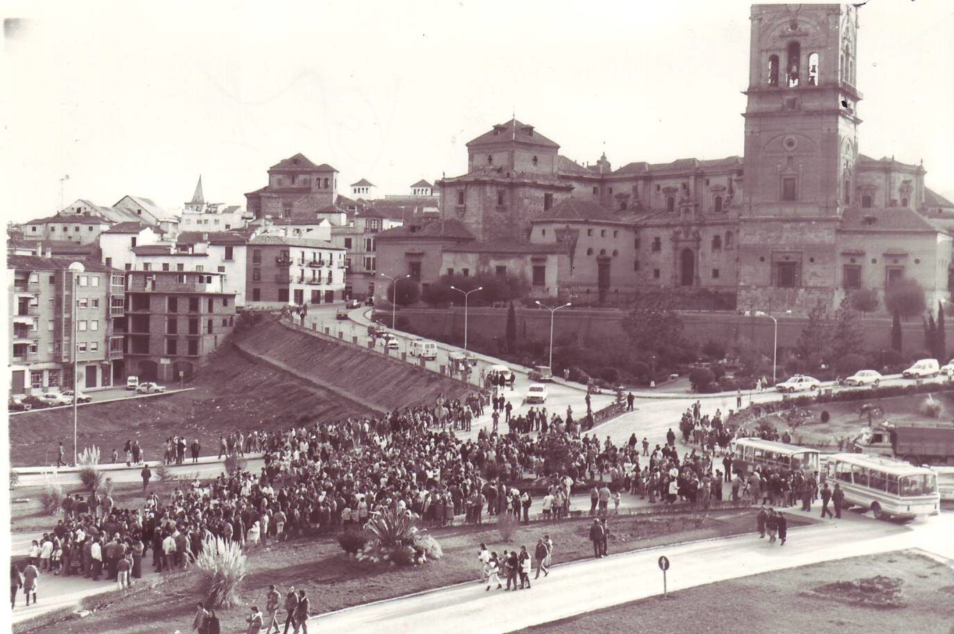 Manifestación en Guadix para pedir un hospital