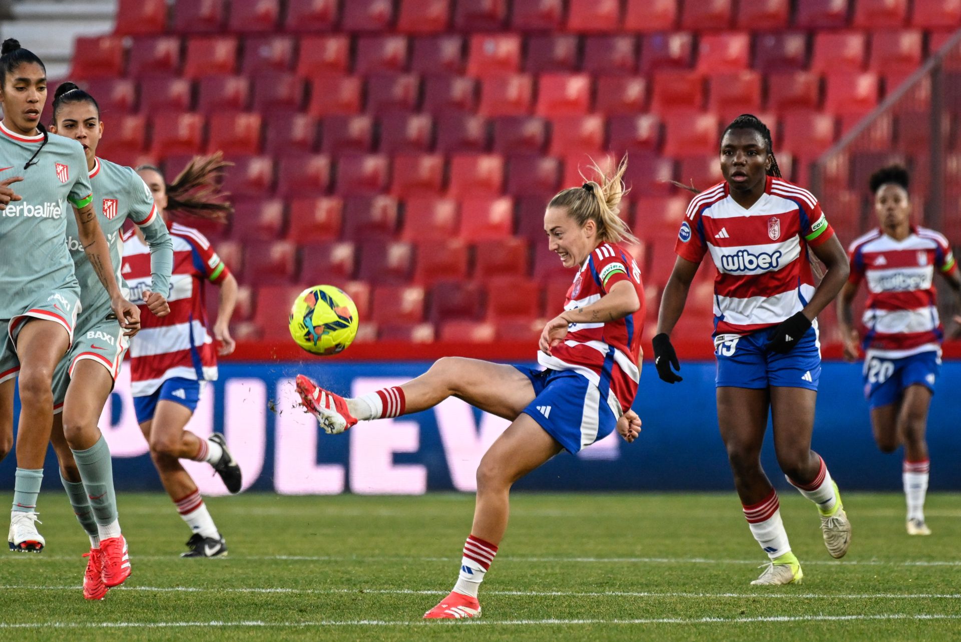 Las mejores imágenes del Granada femenino - Atlético de Madrid