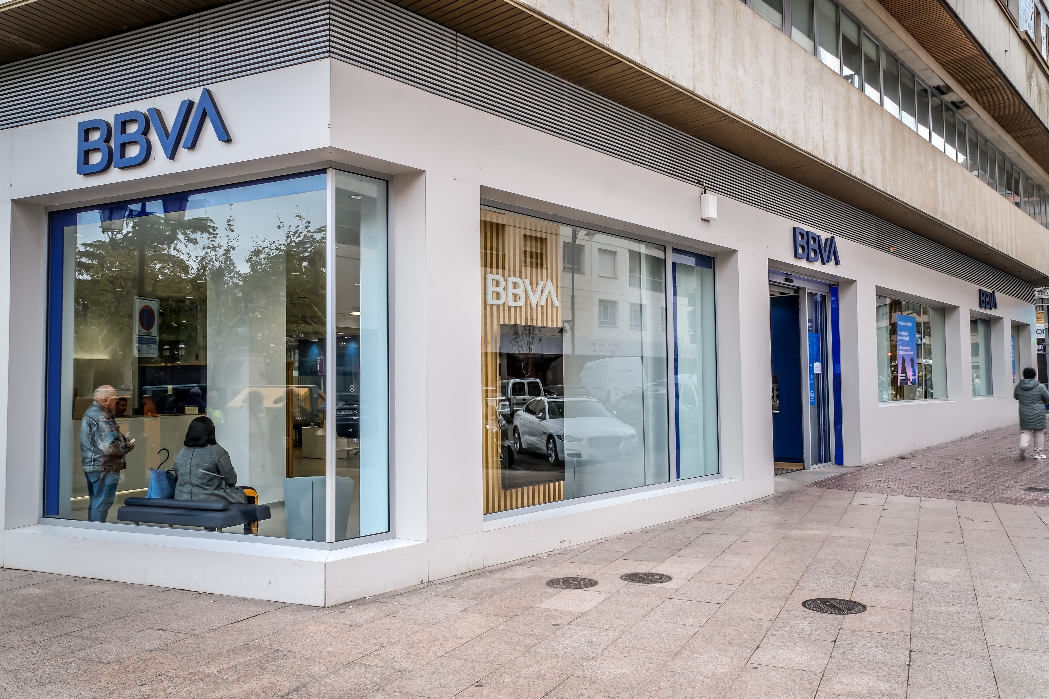 BBVA lanza varias ofertas de viviendas a precio de saldo en la costa de Andalucía.