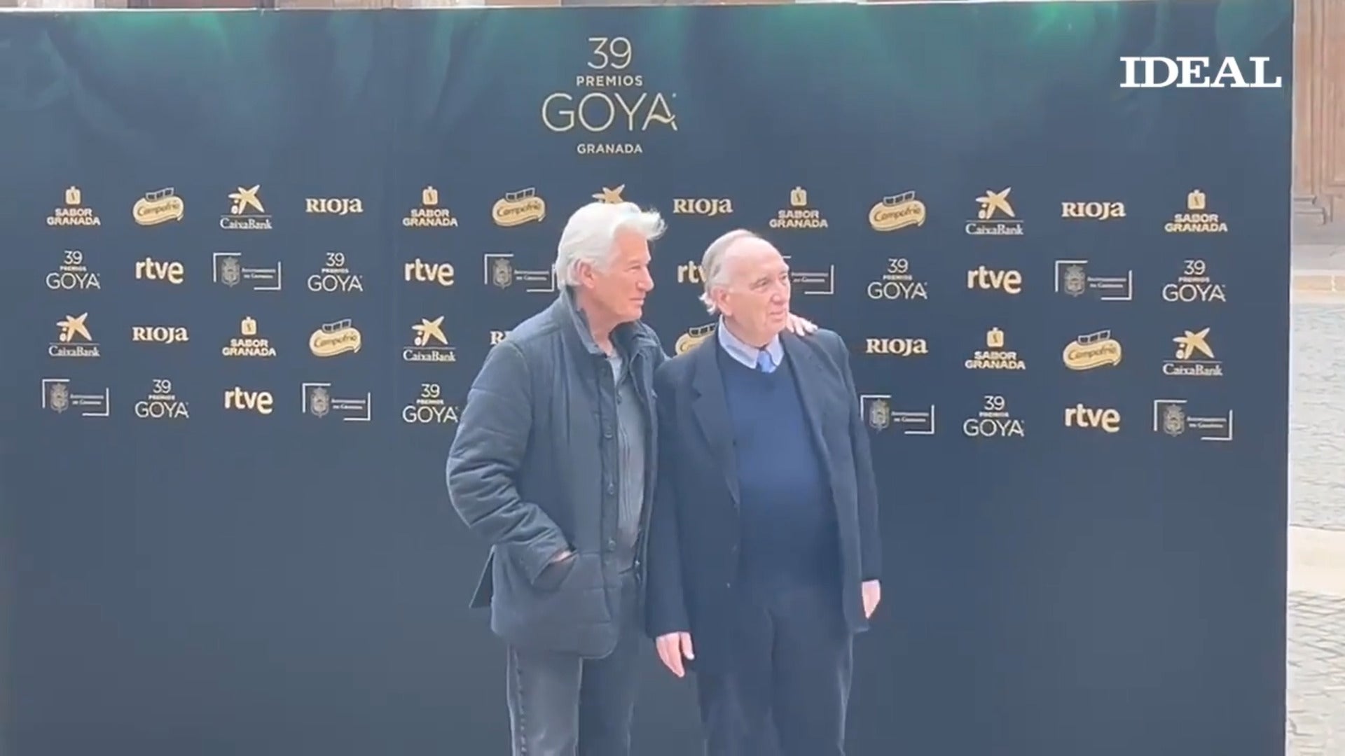 Richard Gere llega al Palacio de Carlos V