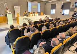 Una de las mesas redondas celebrada en el acto.