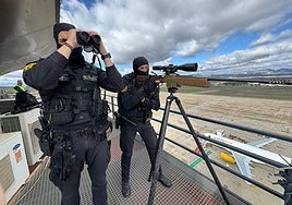 Dentro del dispositivo de seguridad en el aeropuerto de Granada por la llegada de celebridades