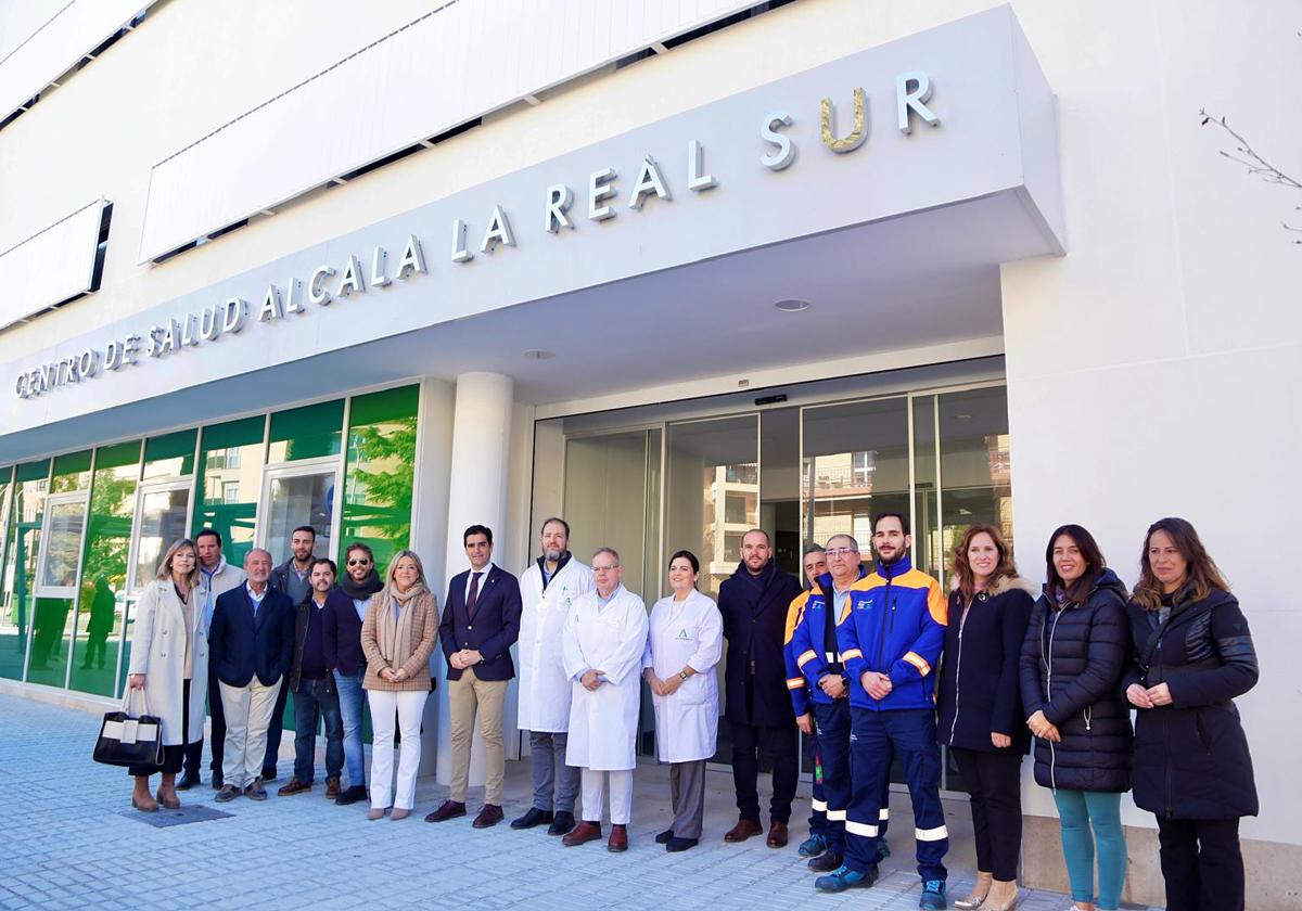 Visita de la delegada de Salud y Consumo, Elena González, al nuevo centro de salud.