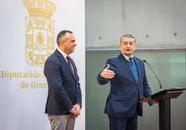 El consejero de Presidencia, Antonio Sanz, este lunes en la Diputación de Granada.