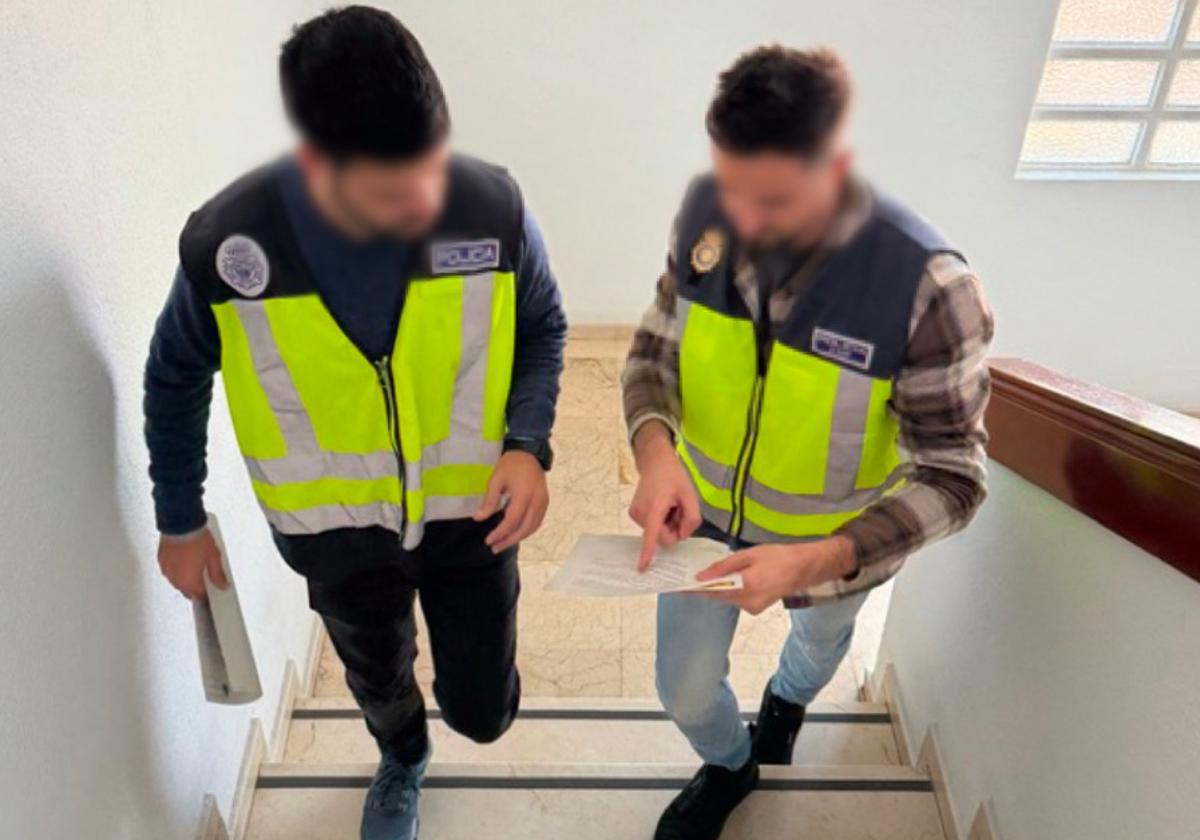 Detenida la presidenta de una asociación de vecinos de Almería por pasar hasta 5.000 euros del colectivo a su cuenta