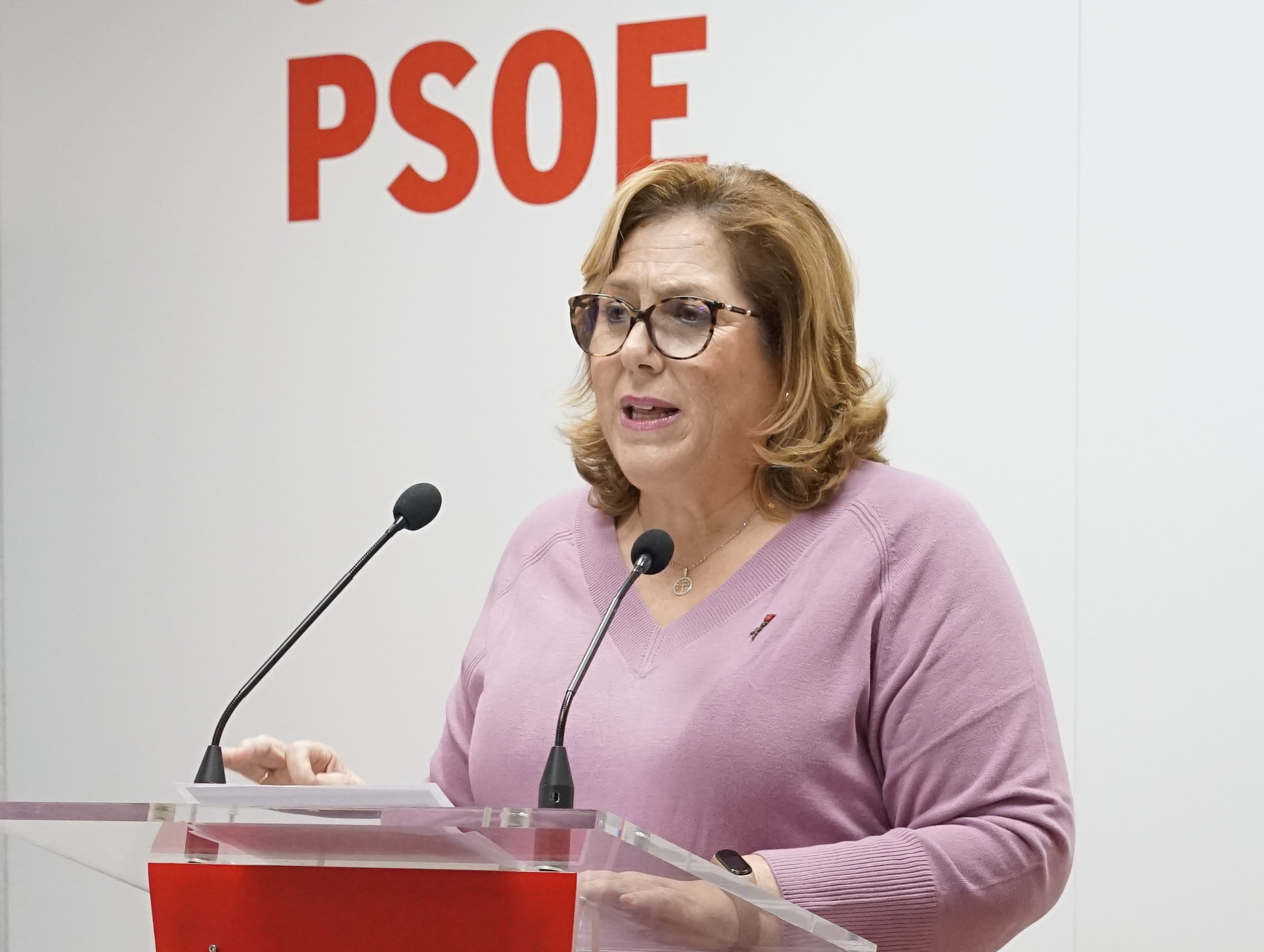 Reconstrucción PSOE-A pregunta sobre el perfil del candidato a la ...