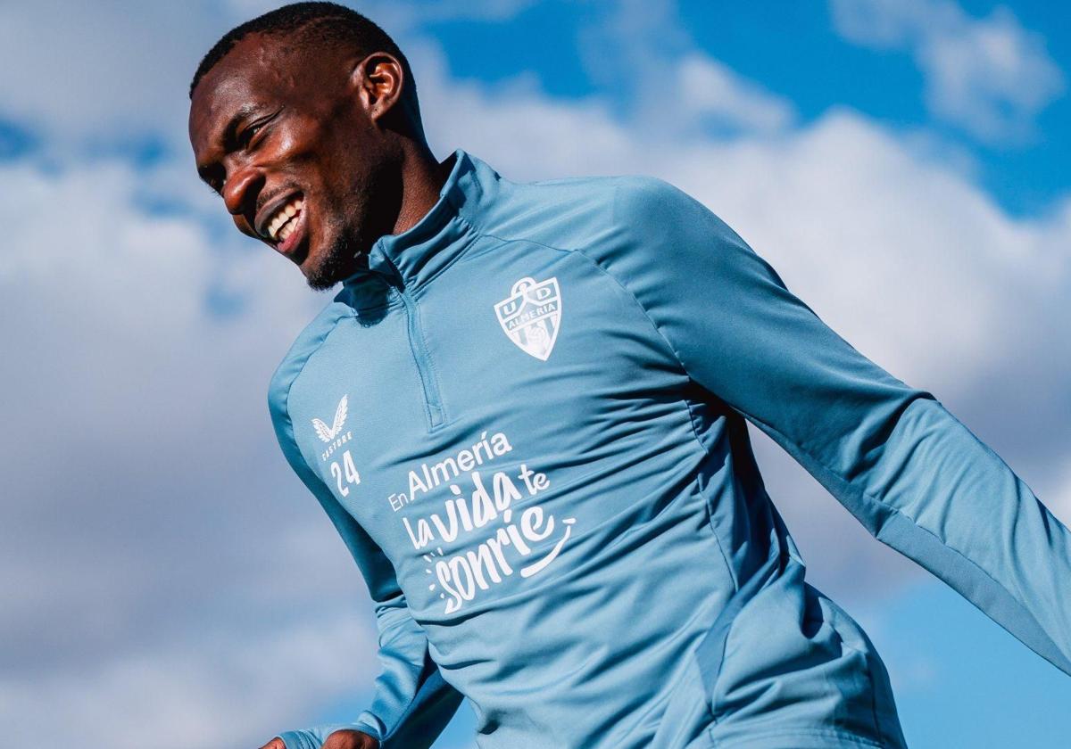 Bruno Langa sonriente durante un entrenamiento.