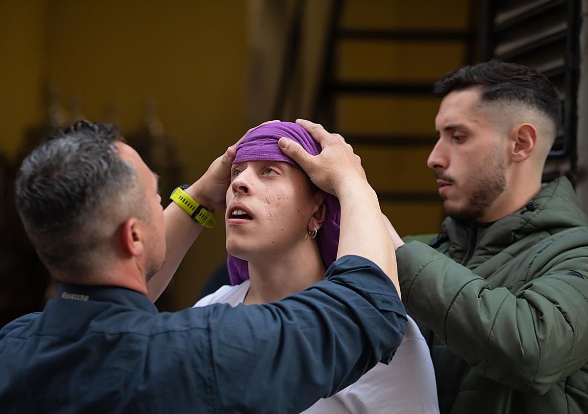 Imagen secundaria 1 - La procesión del Nazareno, por dentro.