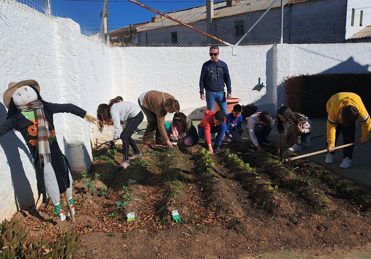 Así es un día de clase en un colegio de la Granada rural