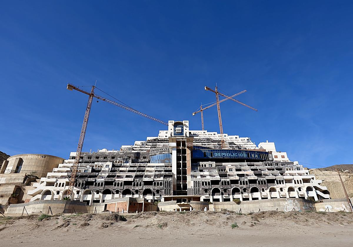 Hotel El Algarrobico.