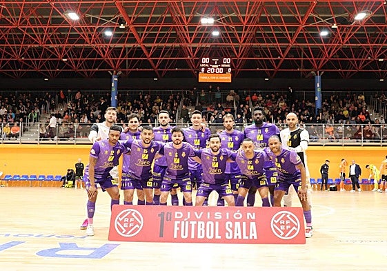 ntegrantes del Jaén Paraíso Interior FS que viajaron a tierras navarras.