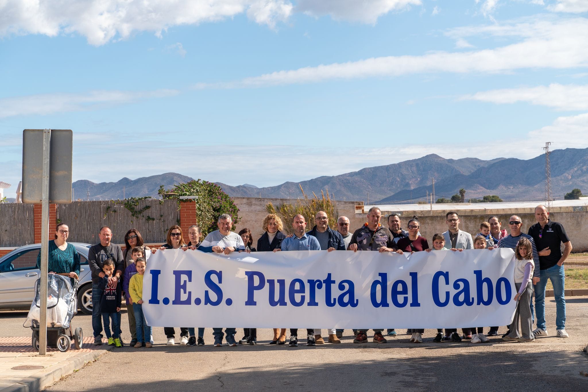Níjar respalda la demanda vecinal a la Junta de Andalucía de un instituto para los pueblos del Parque