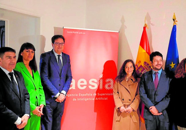 2025. Inauguración de la Aesia, con Ósscar López e Inés Rey en la sede provisional.
