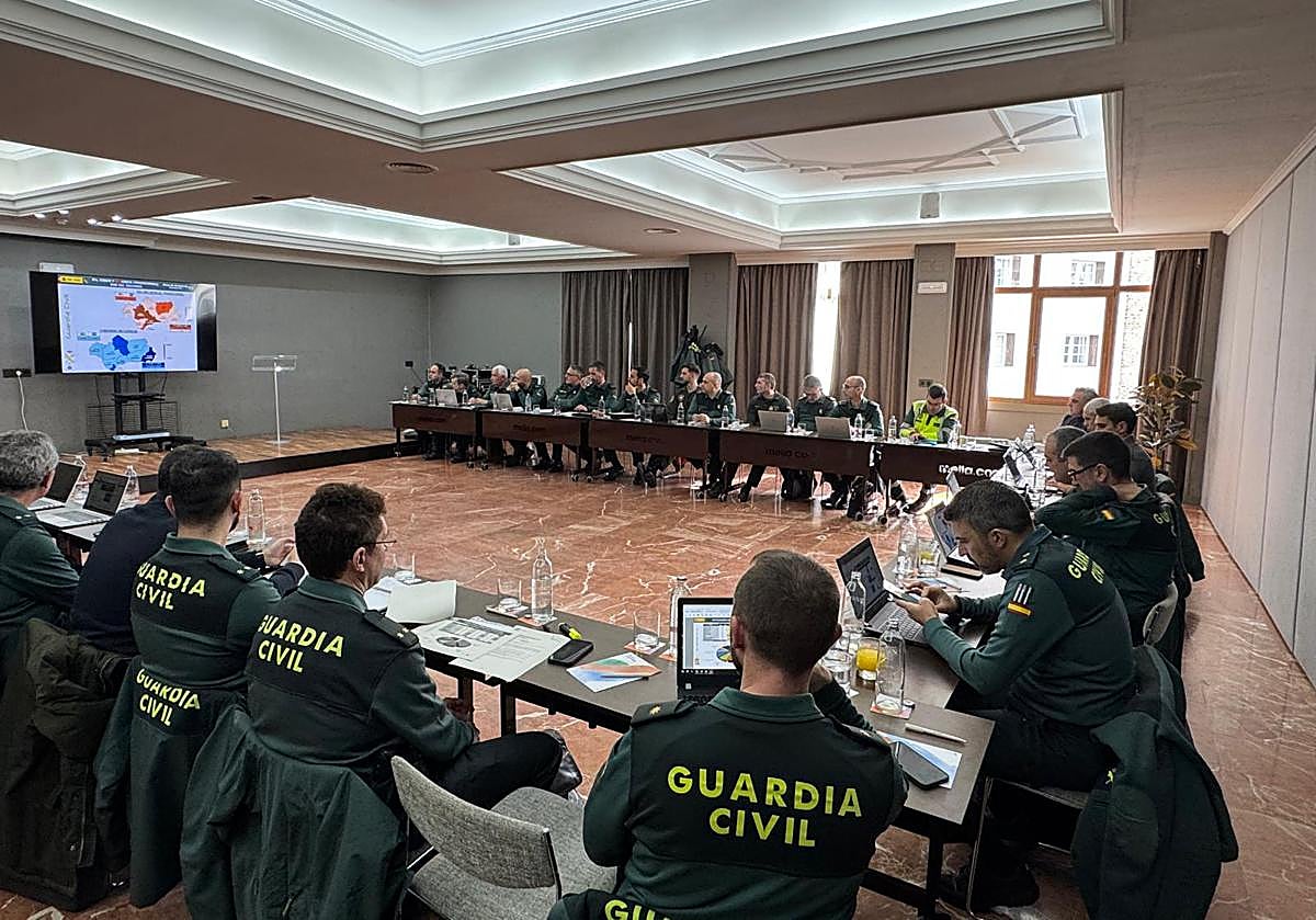 Reunión de los mandos de la Guardia Civil en Sierra Nevada