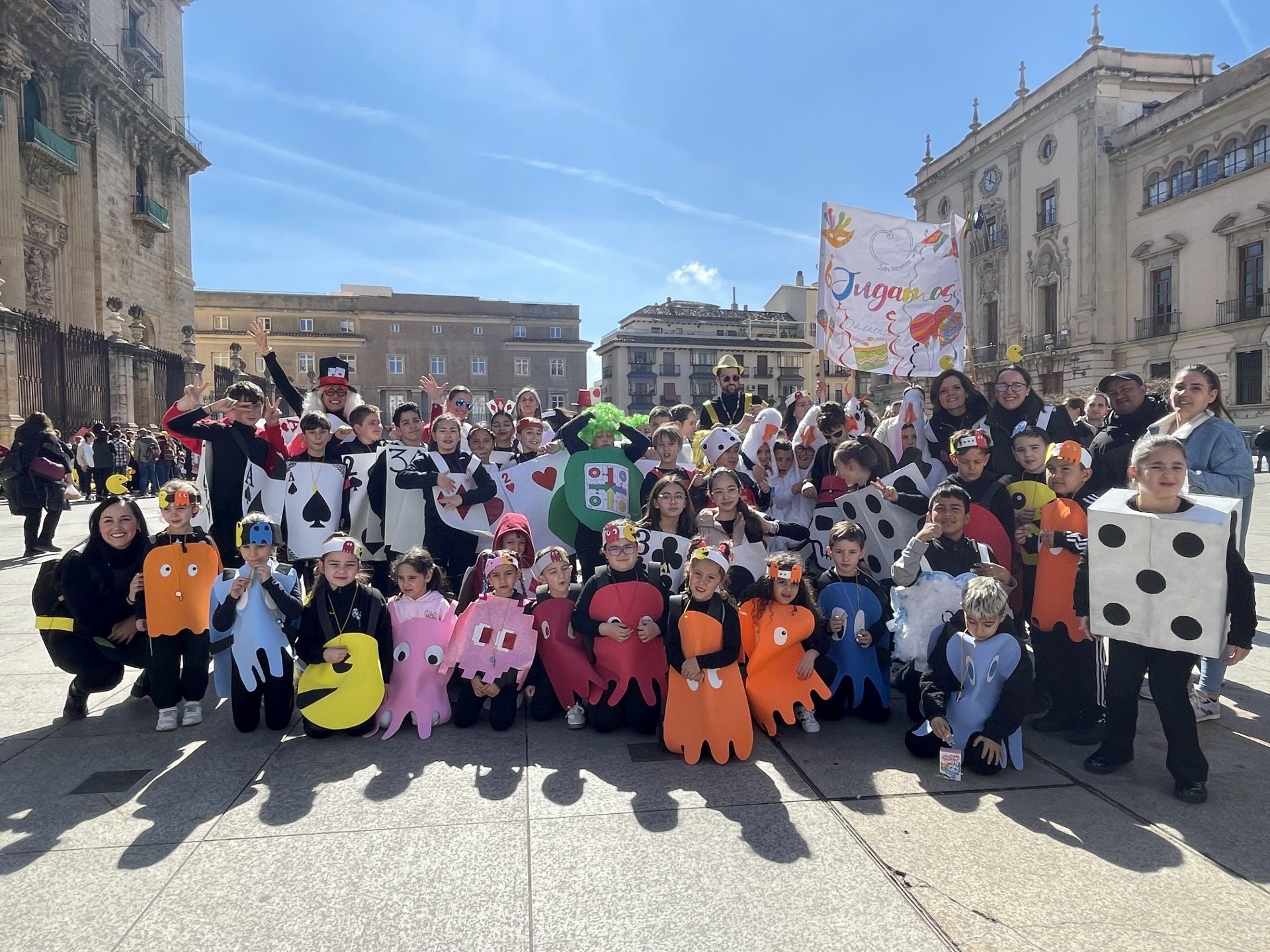 Las imágenes del pasacalles del Carnaval escolar de Jaén