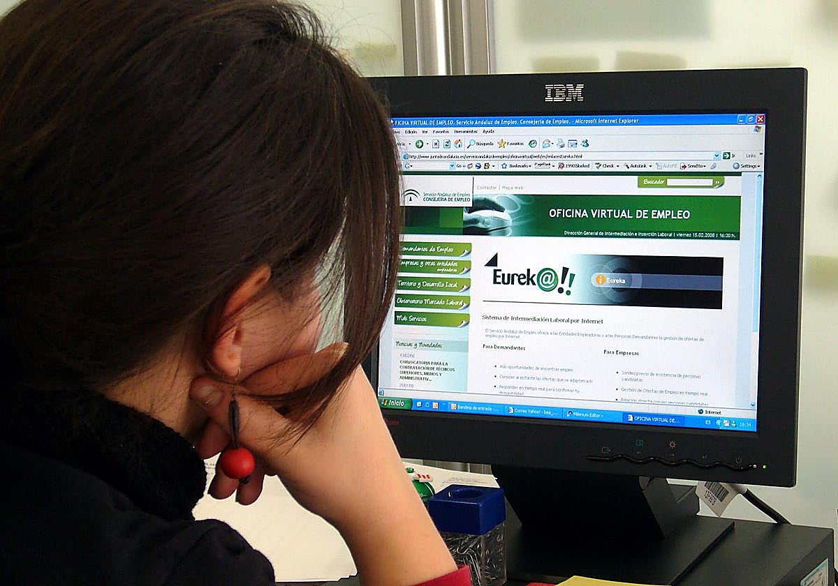 La oferta de trabajo que lanza la Junta de más de 200 plazas en todos los sectores.