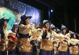 Comparsa 'Sobre tus alas'.