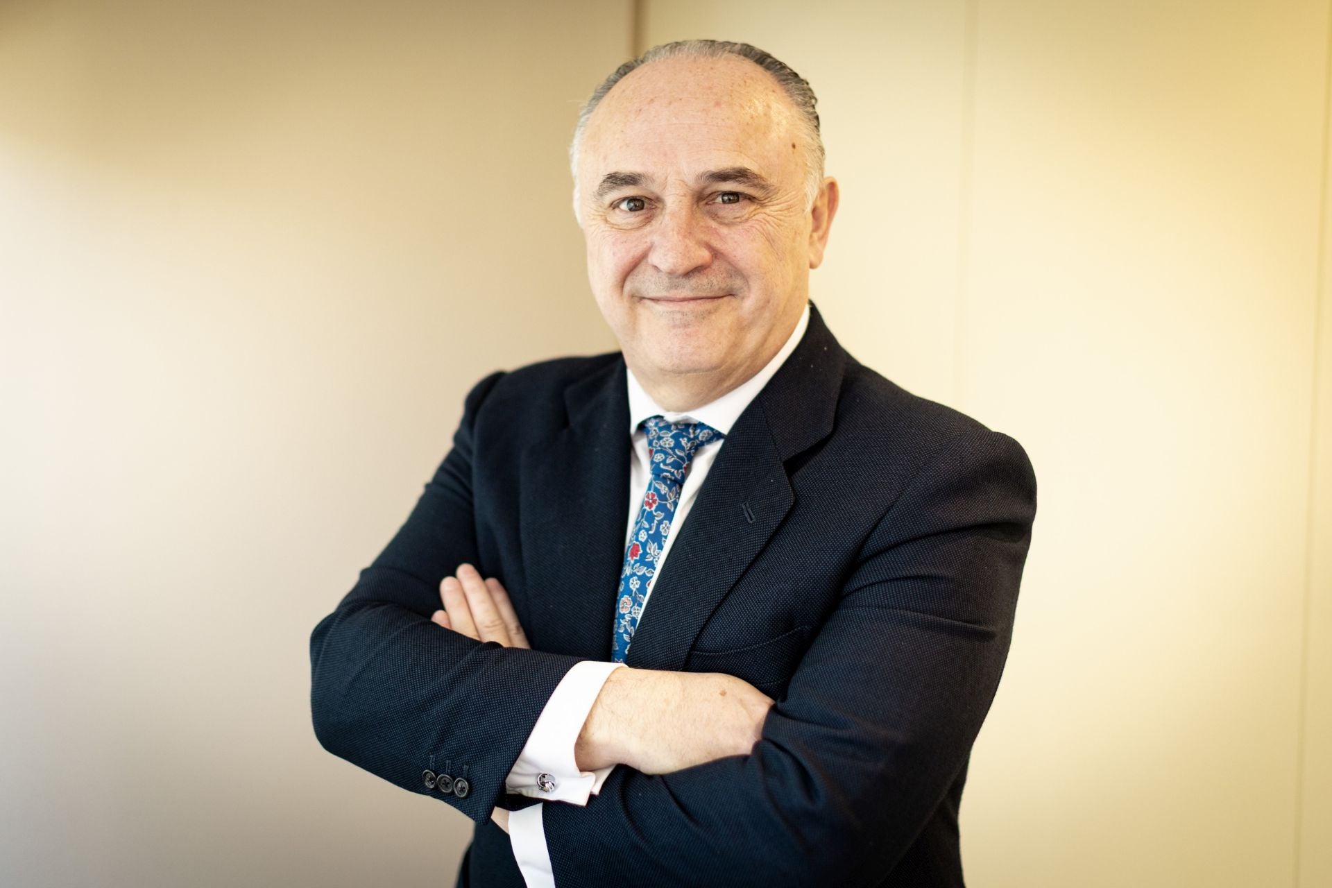 Juan Ignacio Zafra posa para la entrevista con IDEAL.